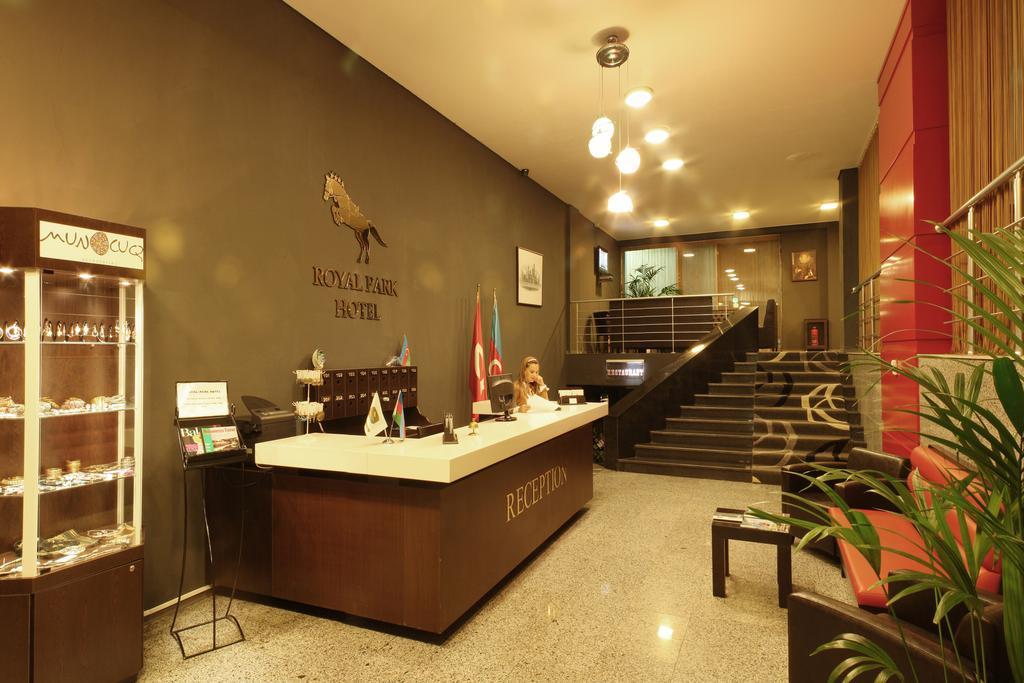 Royal Park Hotel Baku Exterior photo
