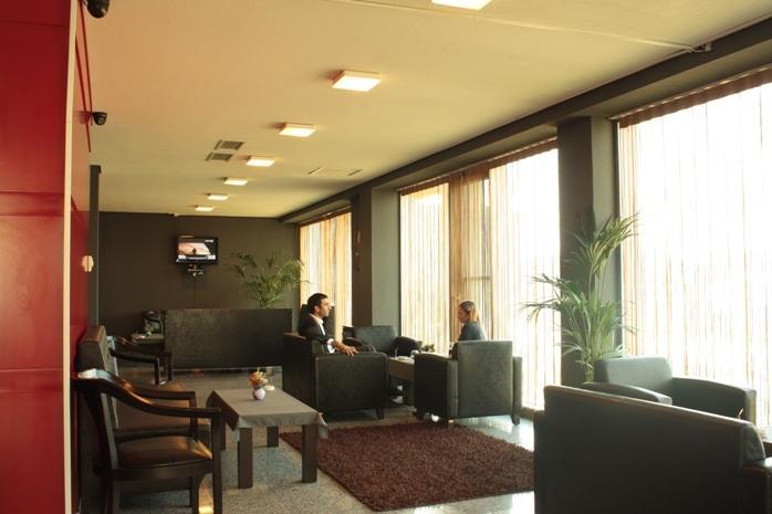 Royal Park Hotel Baku Exterior photo