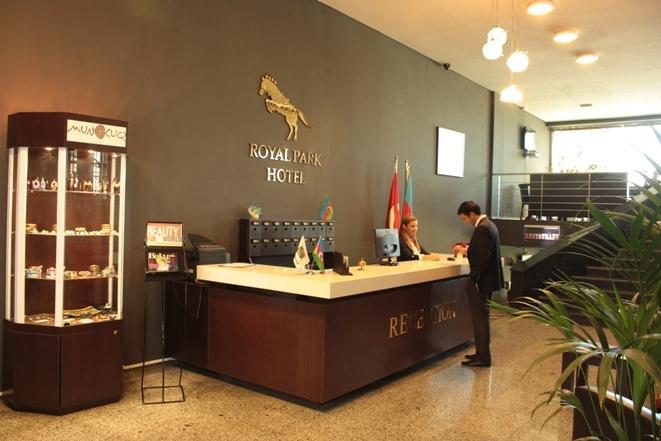 Royal Park Hotel Baku Exterior photo
